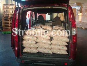 Φωτογραφία 9. Το Pellet Virgin Wood από Strobile φορτώθηκε στην αποθήκη της Ιταλίας.